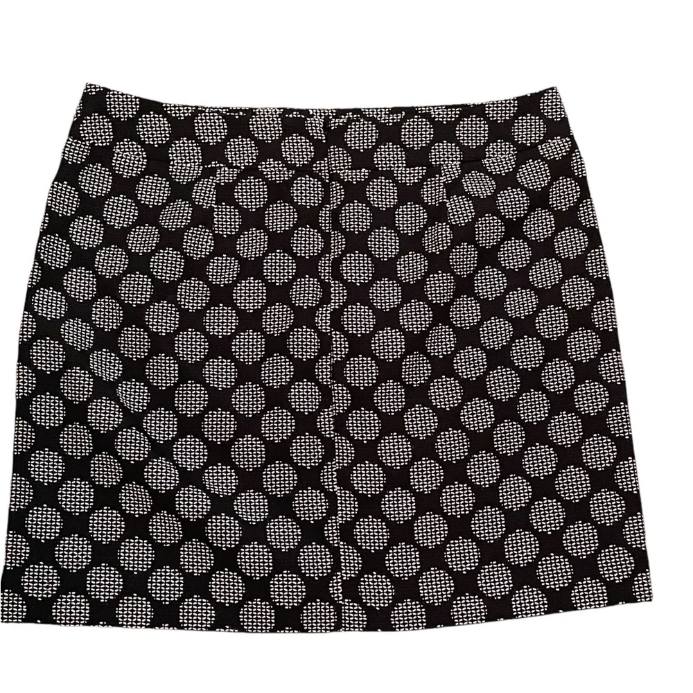 Loft geometric design A-line skirt, black and white, size 12 petite - Picture 2 of 5